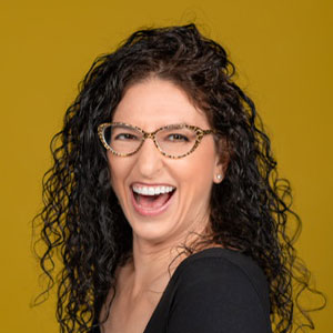 Headshot of Comedian Lia Berman